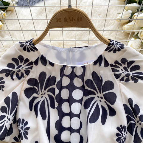 High-end Pattern Printed Lace-up Dress