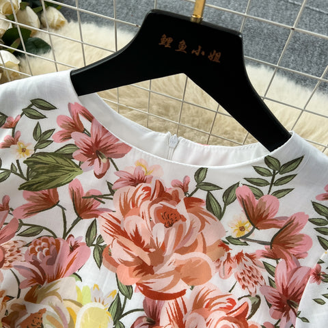 Courtly Floral Printed Short-sleeve Dress