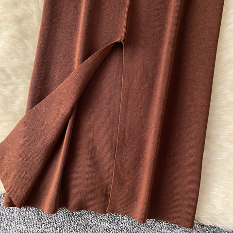 Crew Neck Slim-fit Knitted Dress