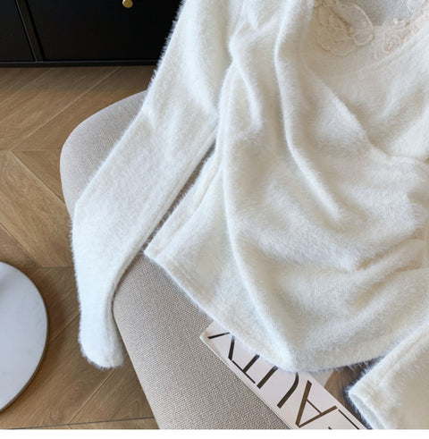 Faux Two-pieces Lace Floral Knitwear