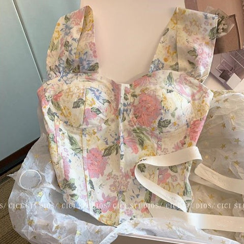 Chic Floral Printed Pleated Top