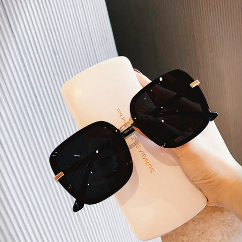 Simple Design Square Frame Sunglasses