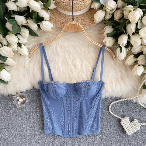 Slim-fit Solid Color Lace Camisole