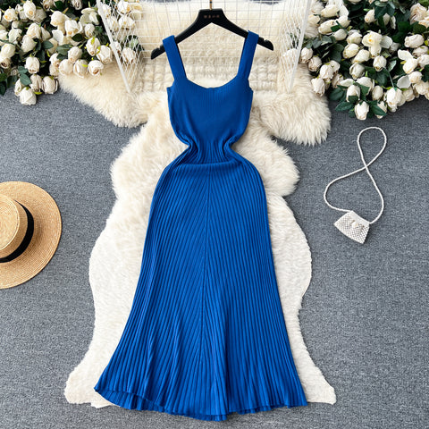 Solid Color Slim-fitting Knitted Dress