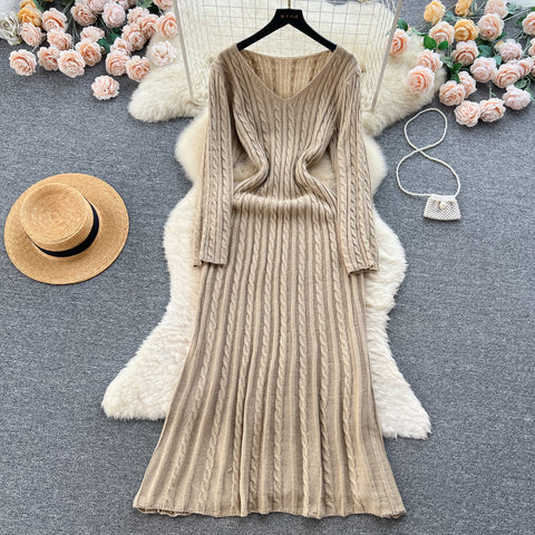 Waist-slimming Twisted Knit Stretchy Dress