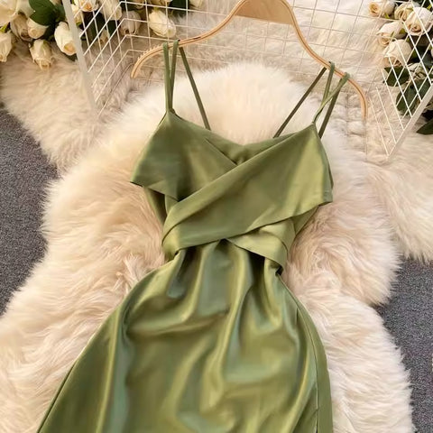 Elegant Crisscross V-Neck Evening Dress