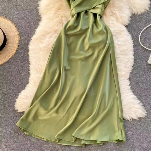 Elegant Crisscross V-Neck Evening Dress