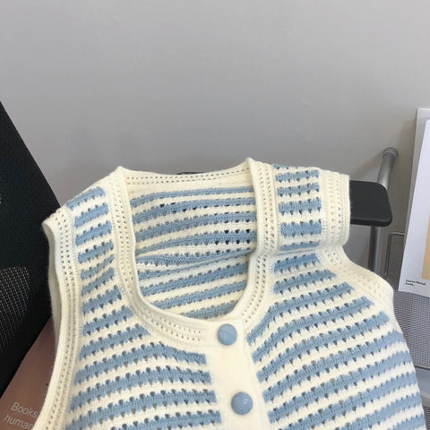 U-Neck Striped Knitted Vest