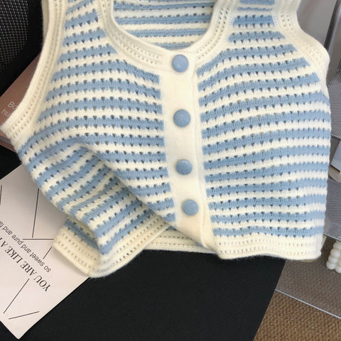 U-Neck Striped Knitted Vest