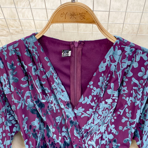 Bronzing Print V-neck Dress
