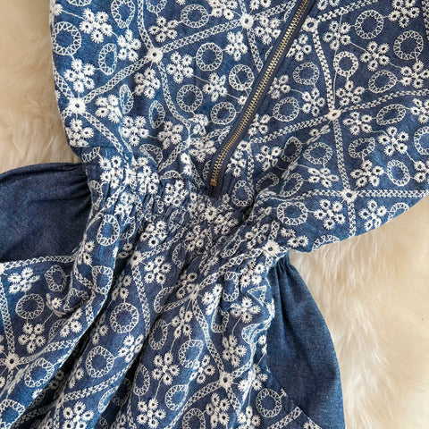 Stand Collar Zip Jacquard Embroidered Waist Dress