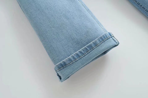 Slim Jeans With A Small Horn