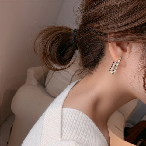 Rectangular-shaped Diamond-set Earrings