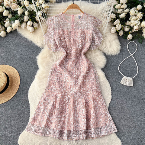 Chic Lace Embroidered Fishtail Dress