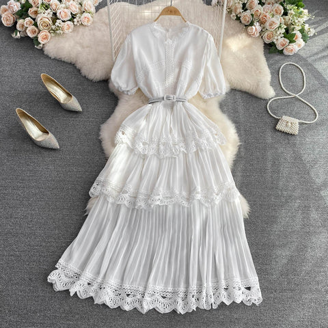 Lace Cake Dress With Round Neck