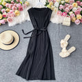 Mid-length Elegant Sleeveless Pleated Dress